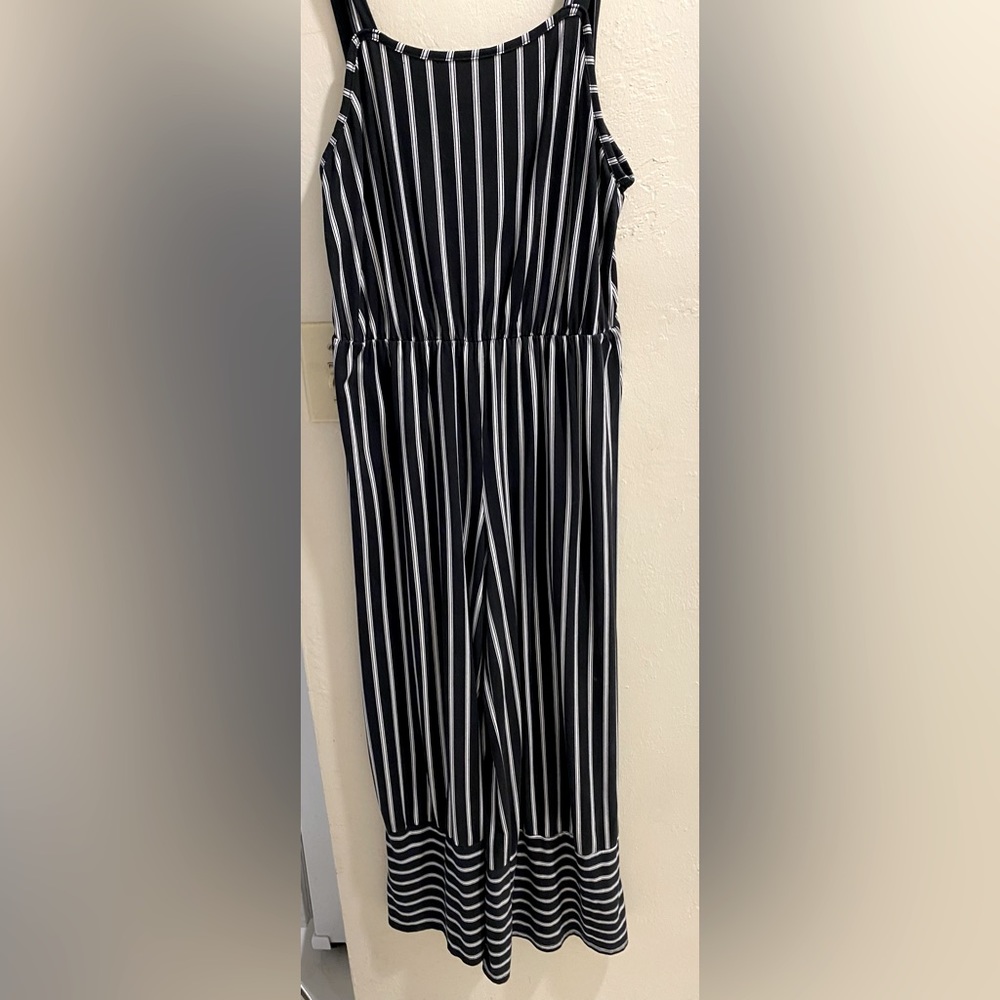 Black & White Pinstripe Romper/Jumpsuit (Medium)